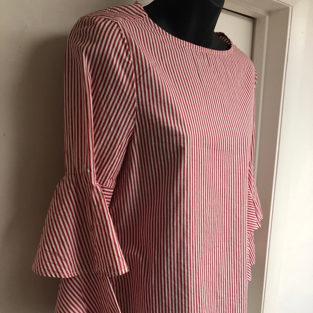 Beach lunch lounge red and white striped blouse